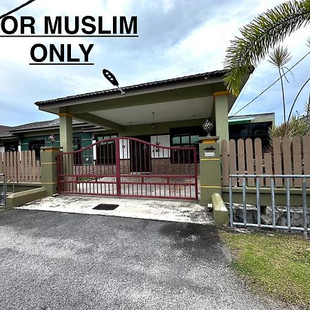 Homestay Melaka Urich Eksteriør bilde