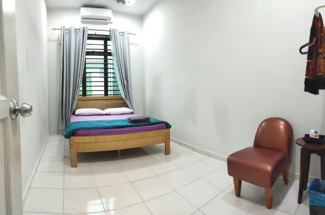 Homestay Melaka Urich Eksteriør bilde