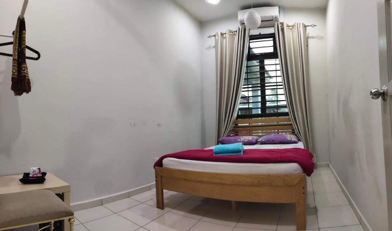 Homestay Melaka Urich Eksteriør bilde